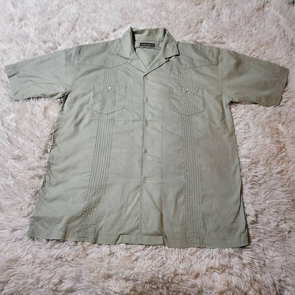 Weekendz off  mens button down print style short sleeve  mint shirt M
